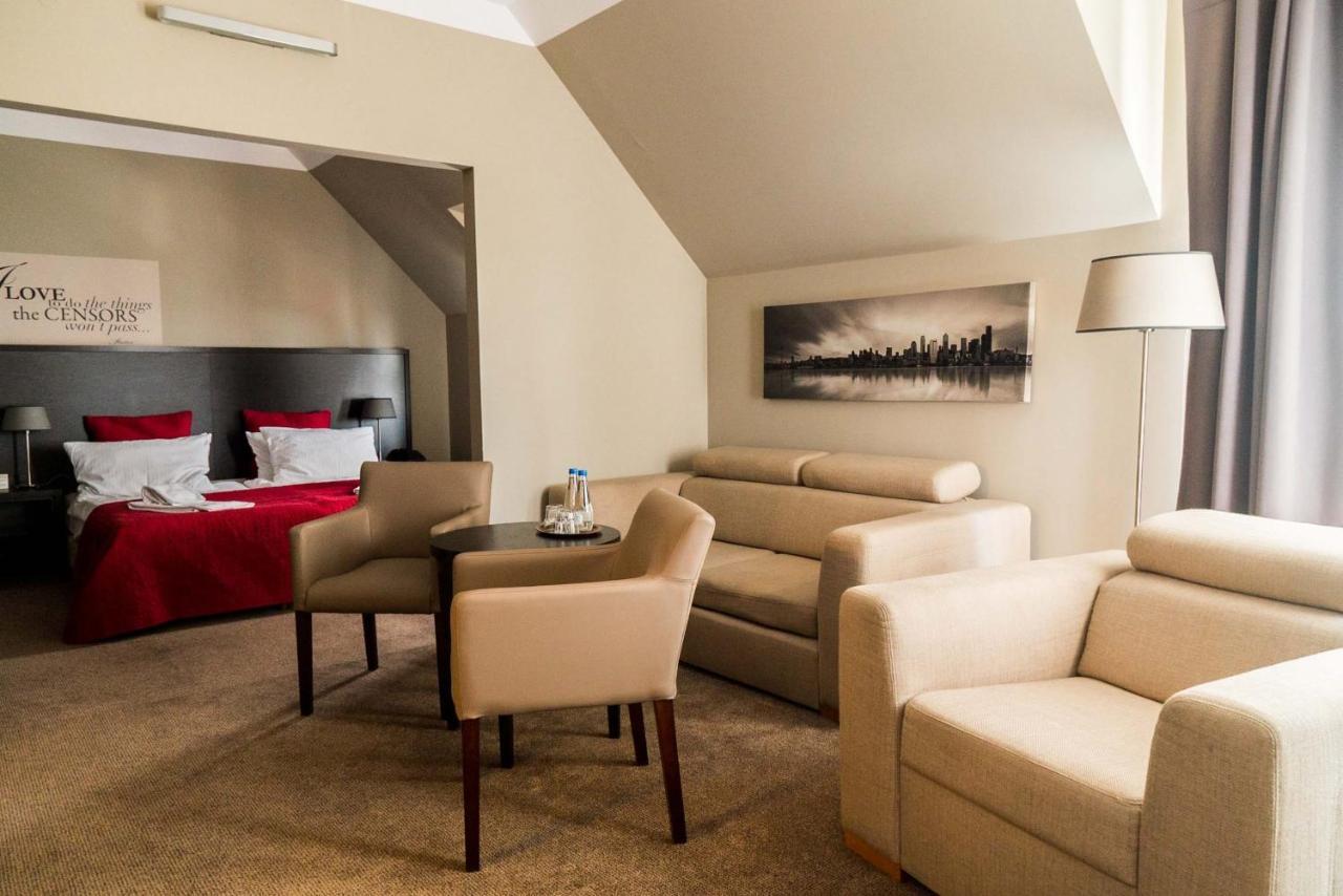 Deluxe Double or Twin Room,1168300294:JPEG